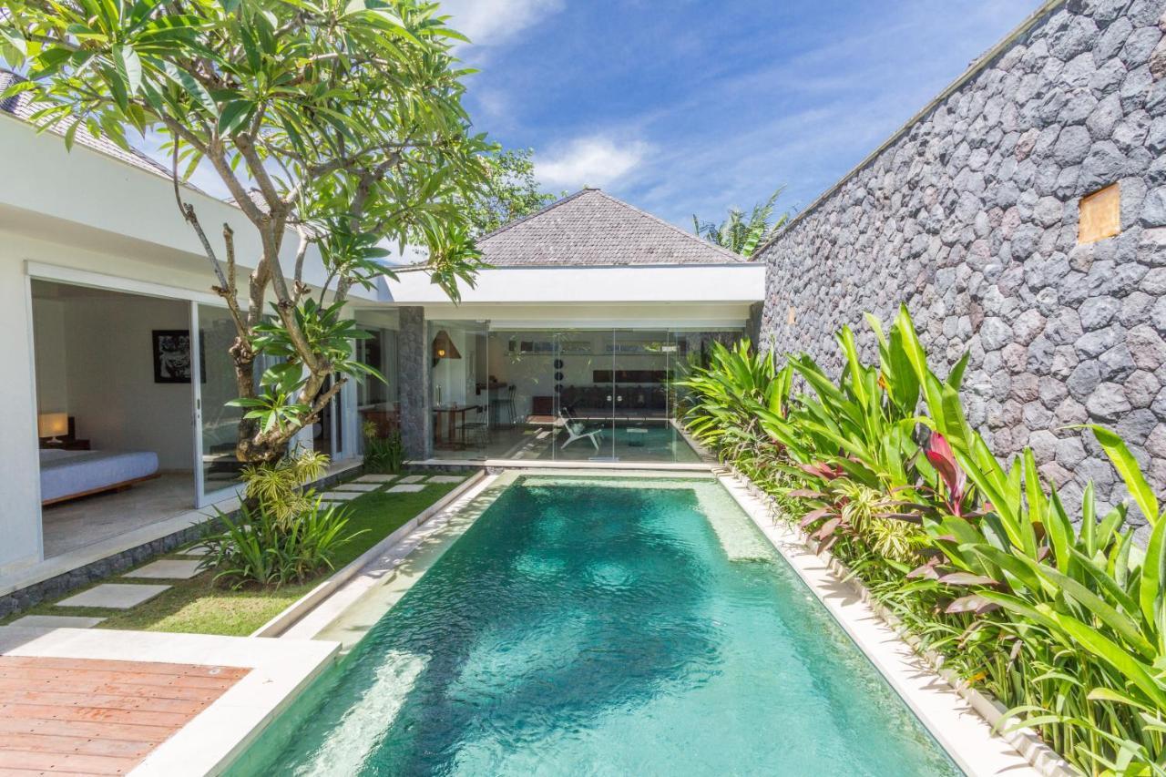 Vishuddha Ajna Villa - Outstanding 2 Bdr Villa - Great Location! Seminyak Buitenkant foto